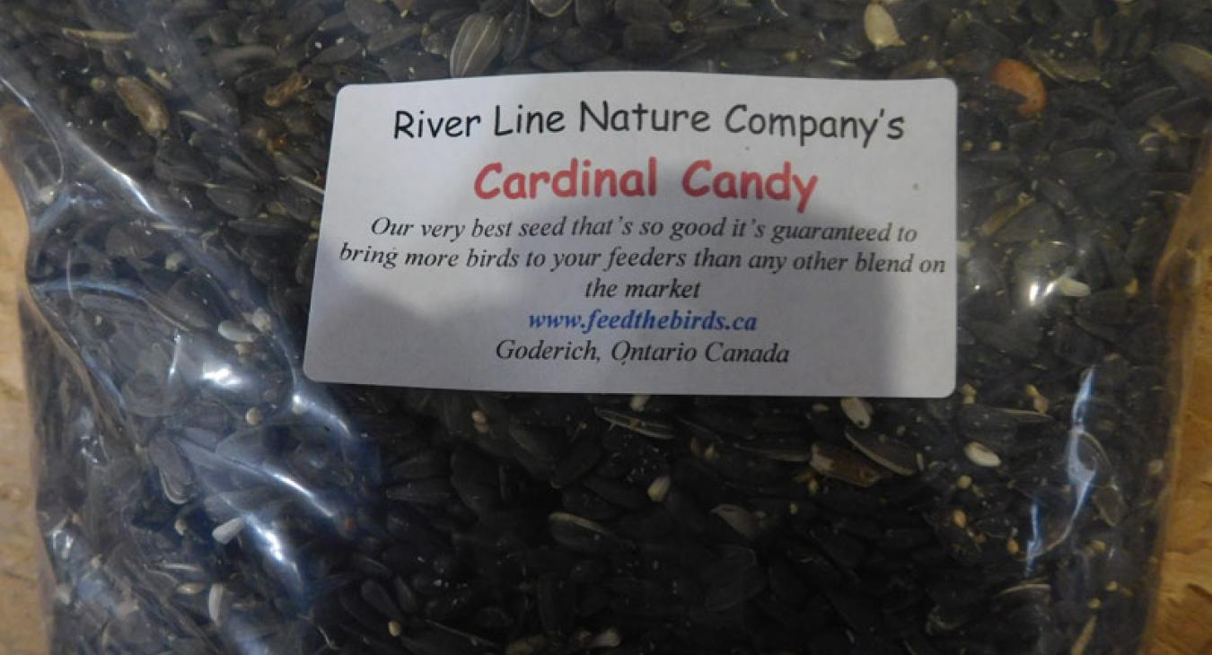 Cardinal Candy bird seed